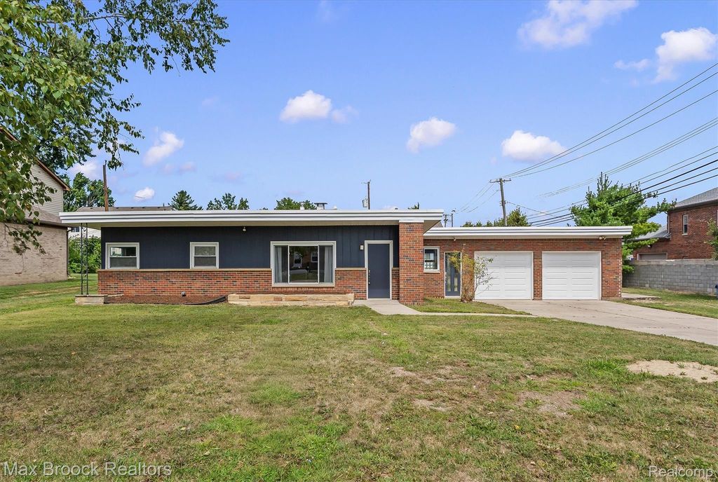 40 Regents Drive, Troy city