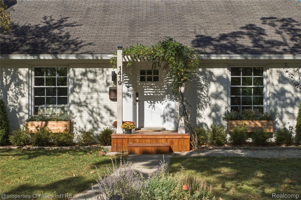 1419 Marywood Drive, Royal Oak city