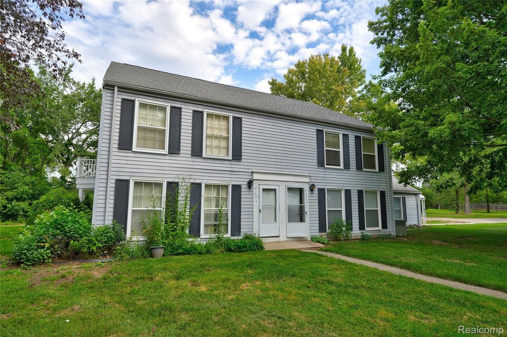 2143 Painted Post Drive, Flushing