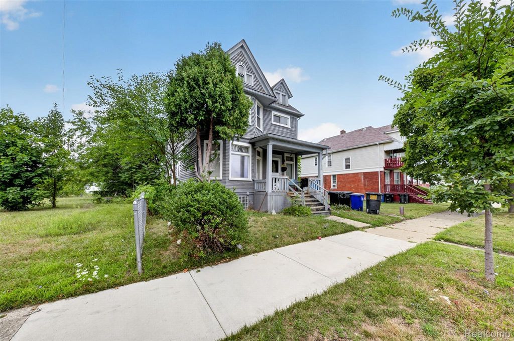 652 W Philadelphia Street, Detroit city
