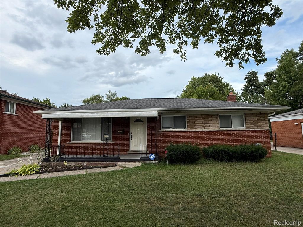 27156 Shelbourne Drive, Warren city