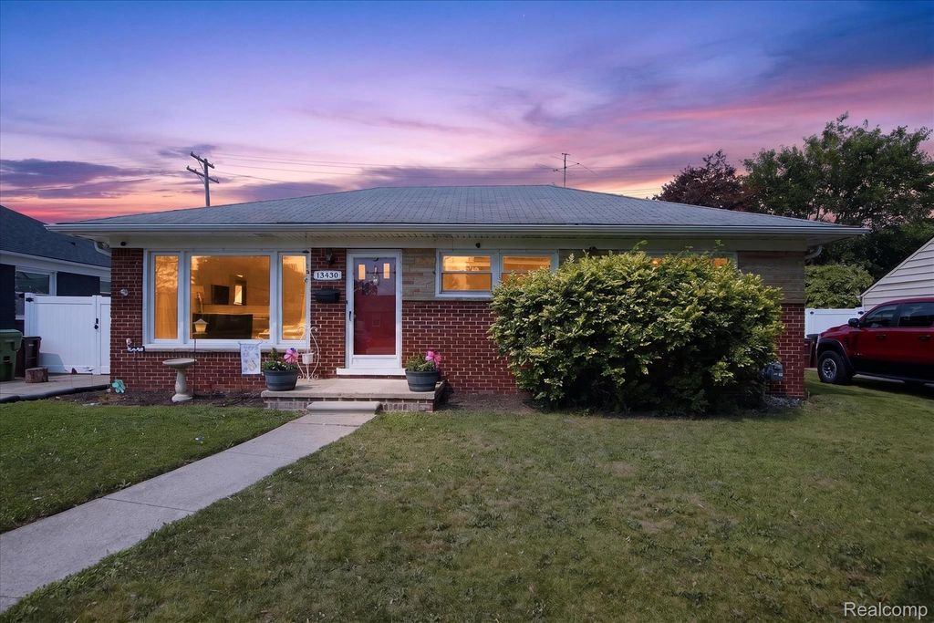 13430 Trenton Road, Southgate city