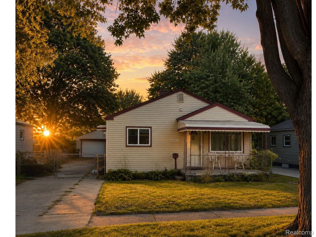 22327 Wick Road, Taylor city