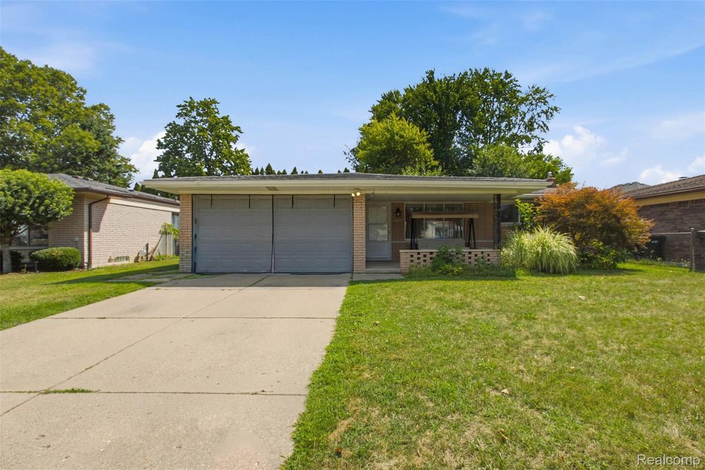 37596 Adrian Drive, Sterling Heights city