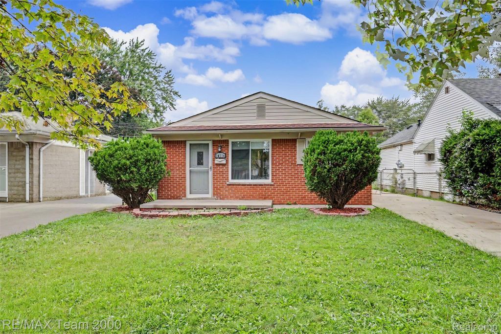 24114 Pennie Street, Dearborn Heights city