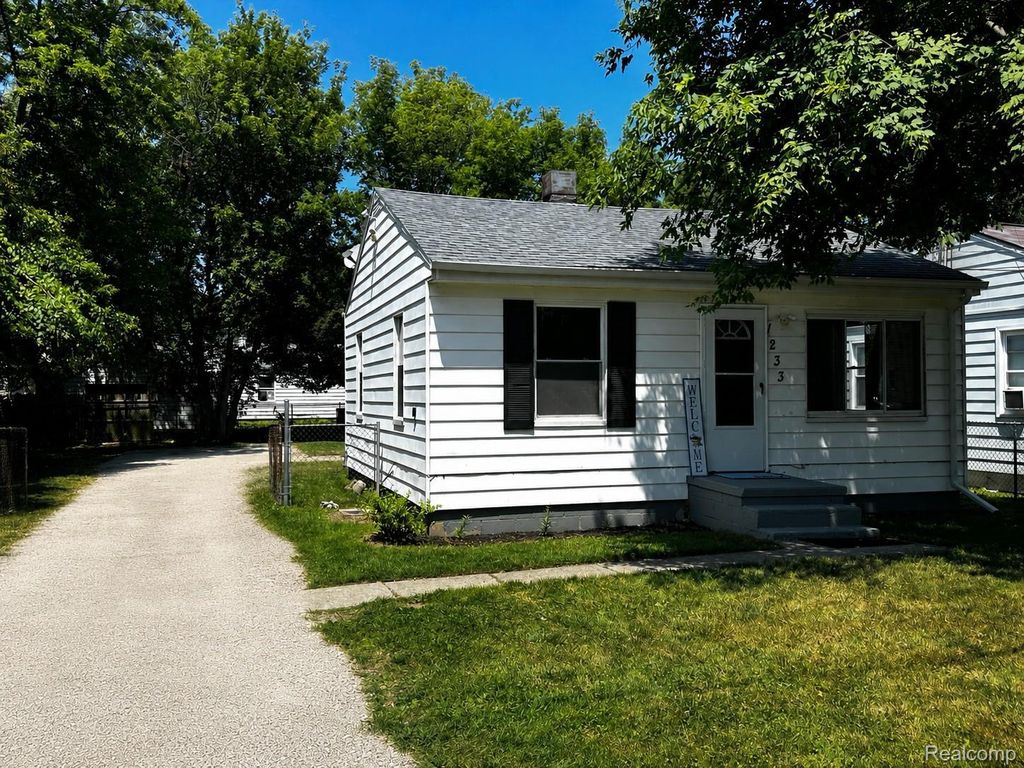 1233 Allen Street, Burton city