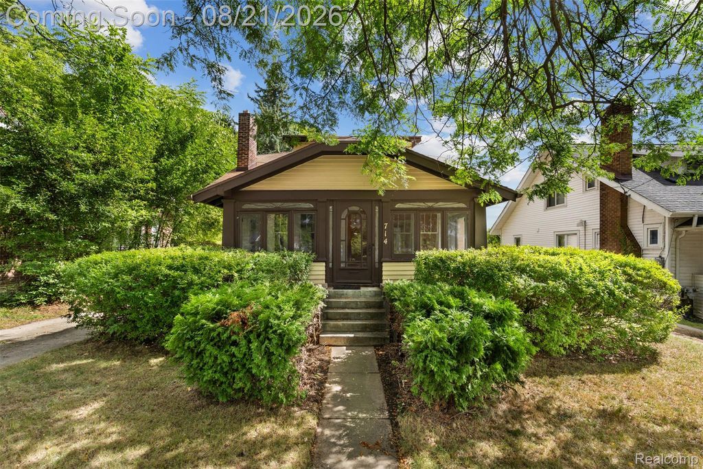 714 N Chevrolet Avenue, Flint city