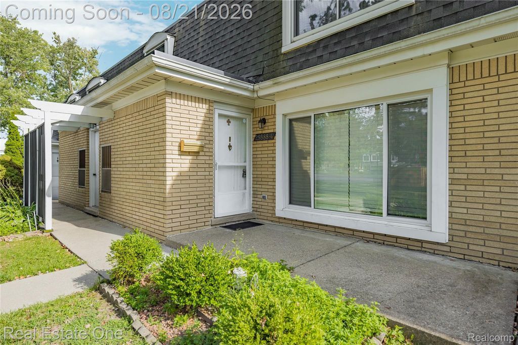 29888 City Center Drive 4, Warren
