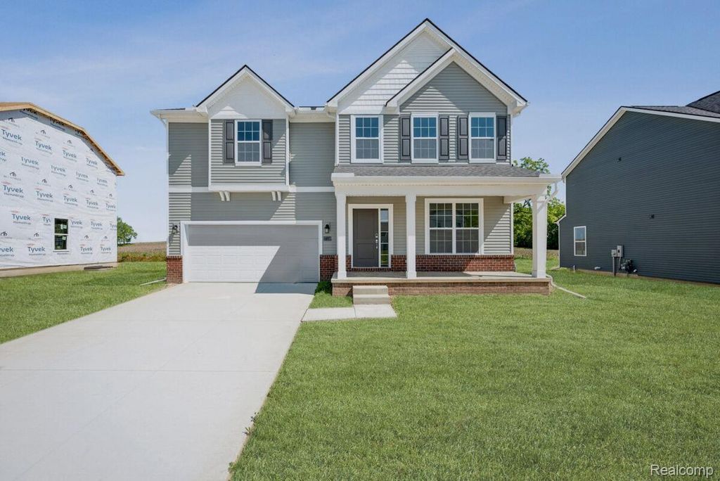 27110 Gallop Way, Saline township
