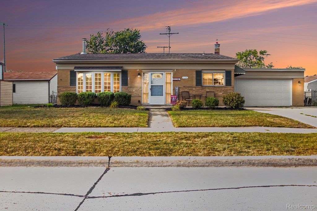 32234 Sandra Lane, Westland city