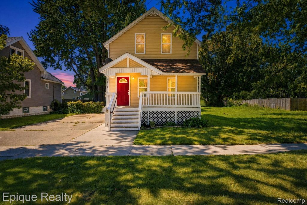 2413 Walnut Street, Port Huron city