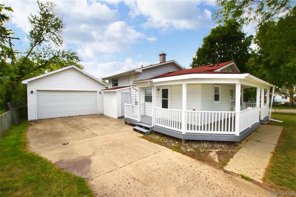5825 Branch Road, Flint city