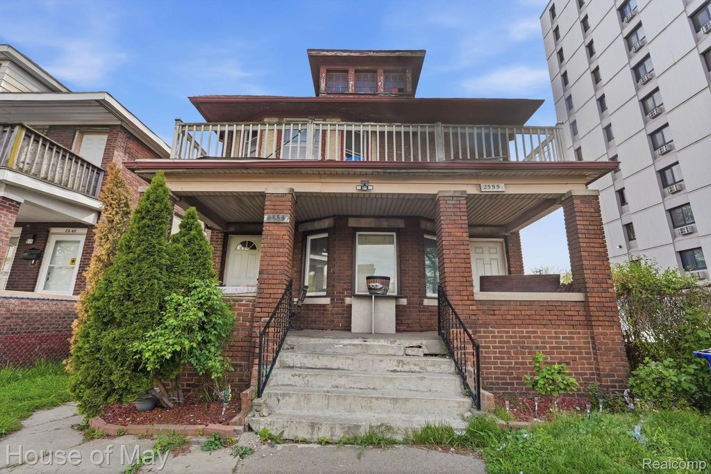2553 Central Street, Detroit city