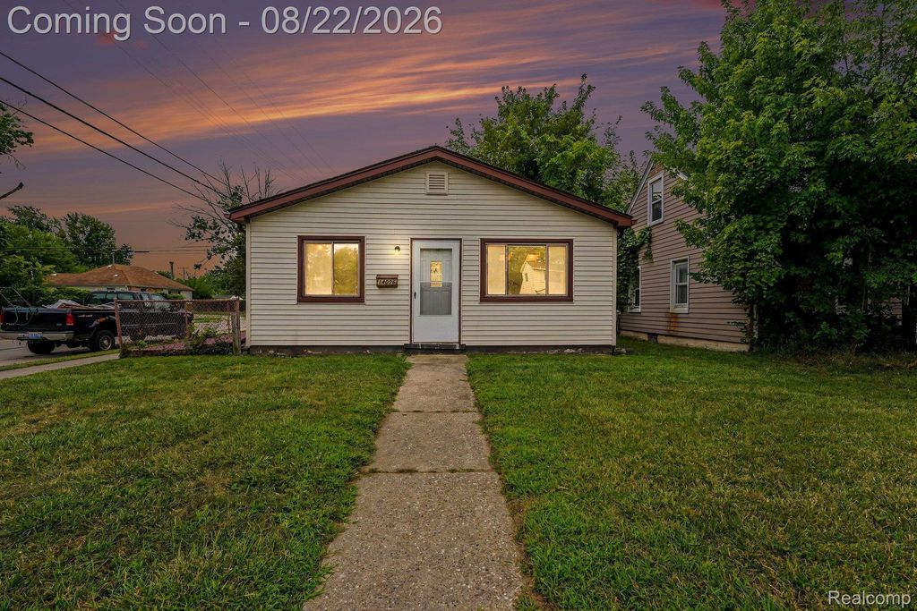 14096 Hendricks Avenue, Warren city