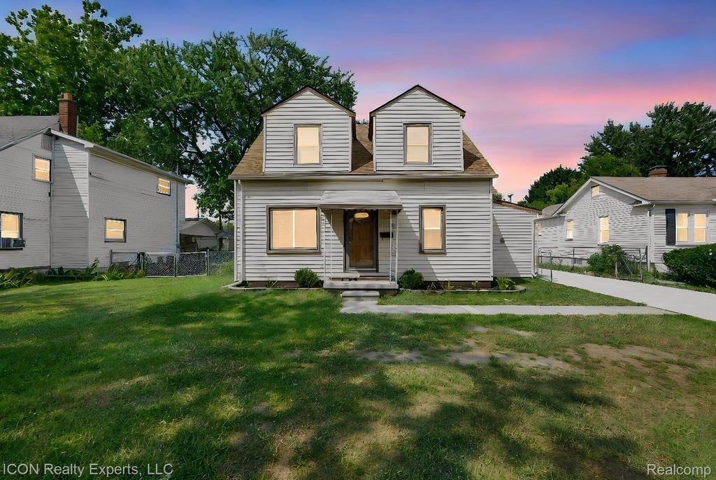 29220 Cambridge Street, Garden City city