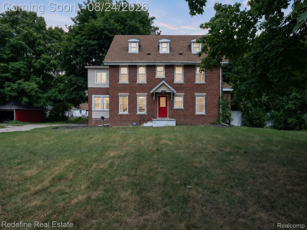22608 Frisbee Street, Detroit city
