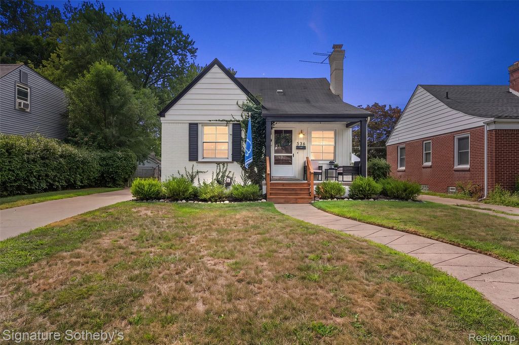 536 S Marias Avenue, Clawson city