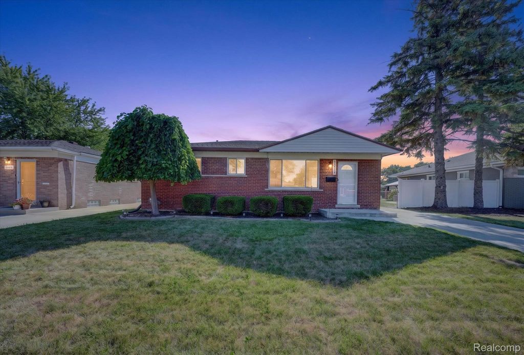 30008 Maplegrove Street, St. Clair Shores city