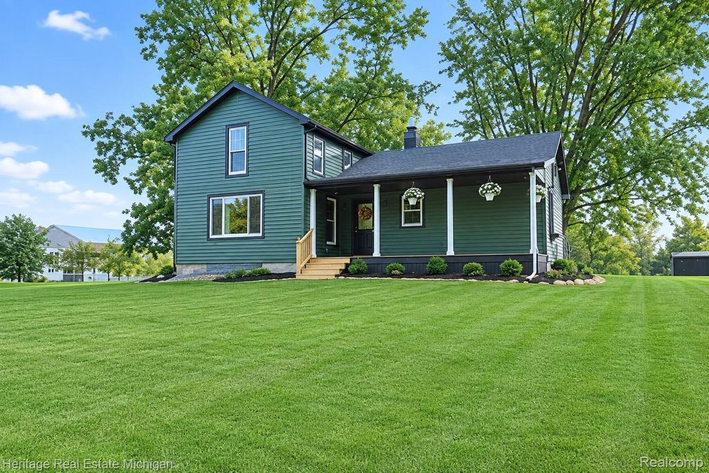 7856 Newberry Road, Vernon township
