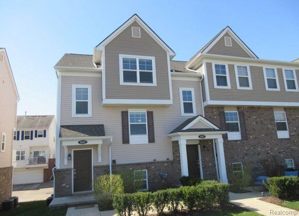 3143 Chambers W, Wixom city