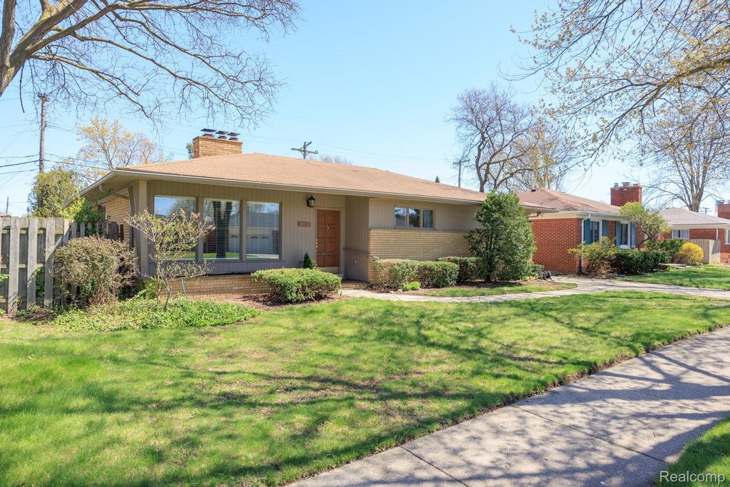 30712 Champine Street, St. Clair Shores