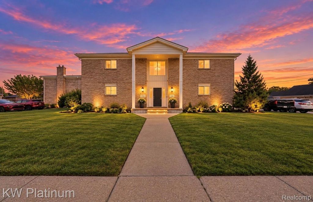 21542 Saint Gertrude Street 6, St. Clair Shores