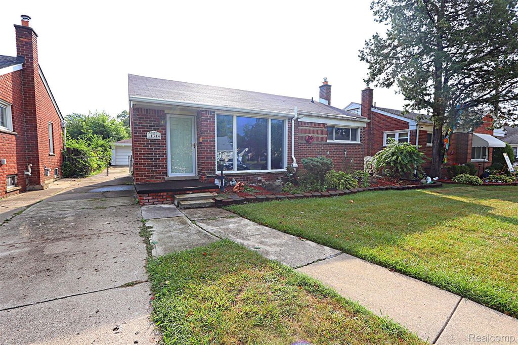 11314 Fenton, Redford charter township