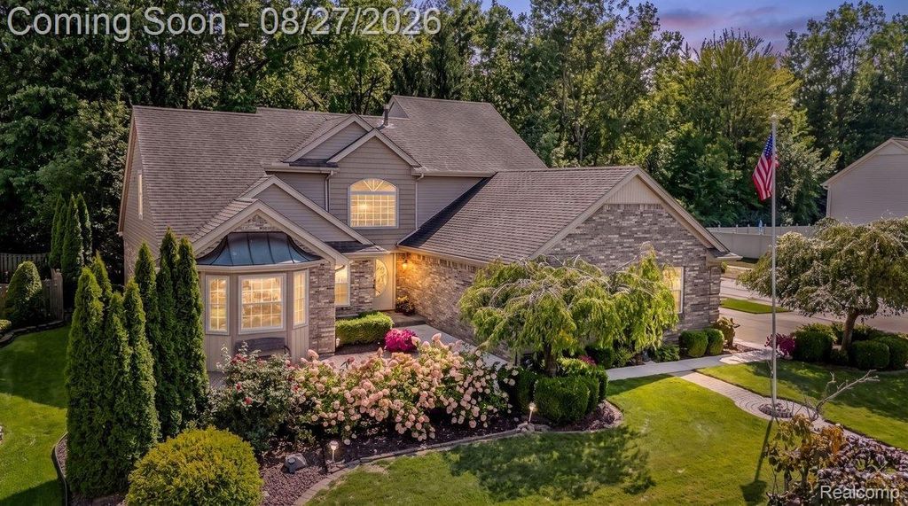 22097 Genesis Drive, Woodhaven city