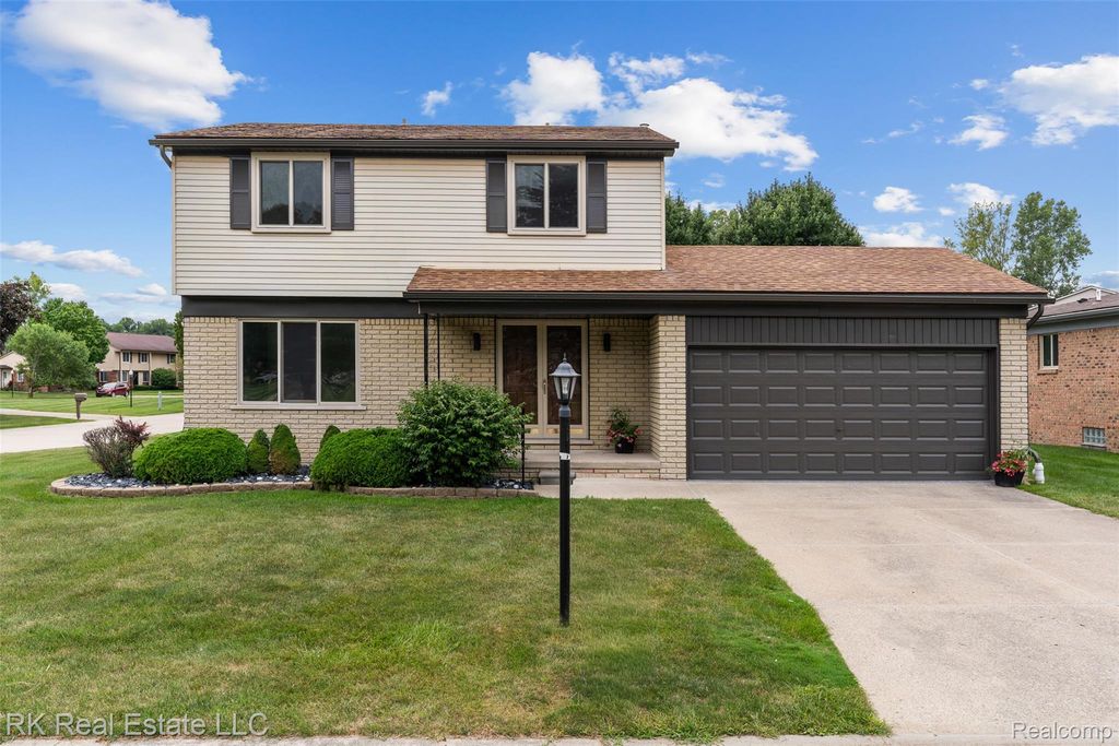 31690 Joann Drive, Chesterfield