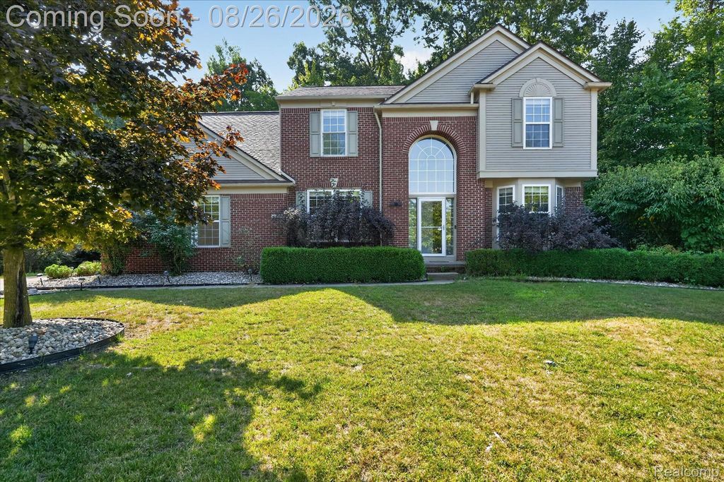 6350 Knob Hill Court, Grand Blanc charter township