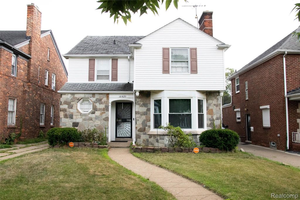 18420 Santa Barbara Drive, Detroit city