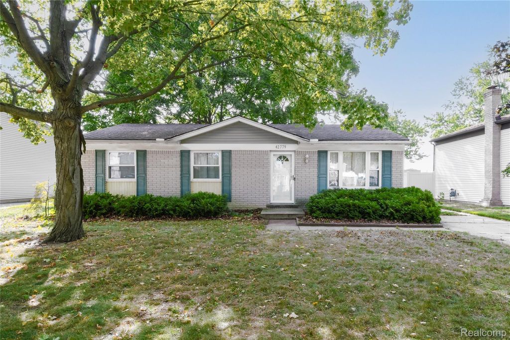 42779 Buckingham Drive, Sterling Heights city