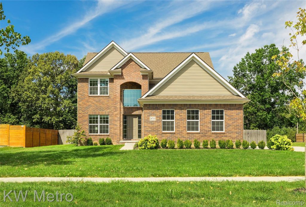 26715 Celtic Drive, Flat Rock