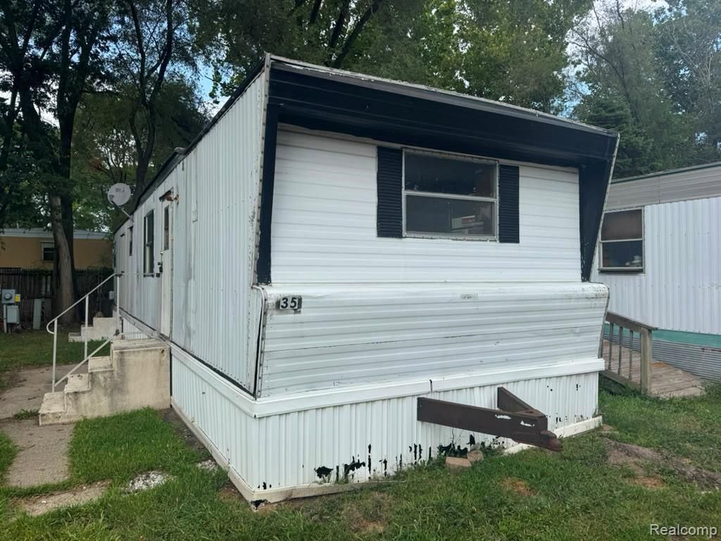 7062 Ready Avenue Lot 35, Warren city