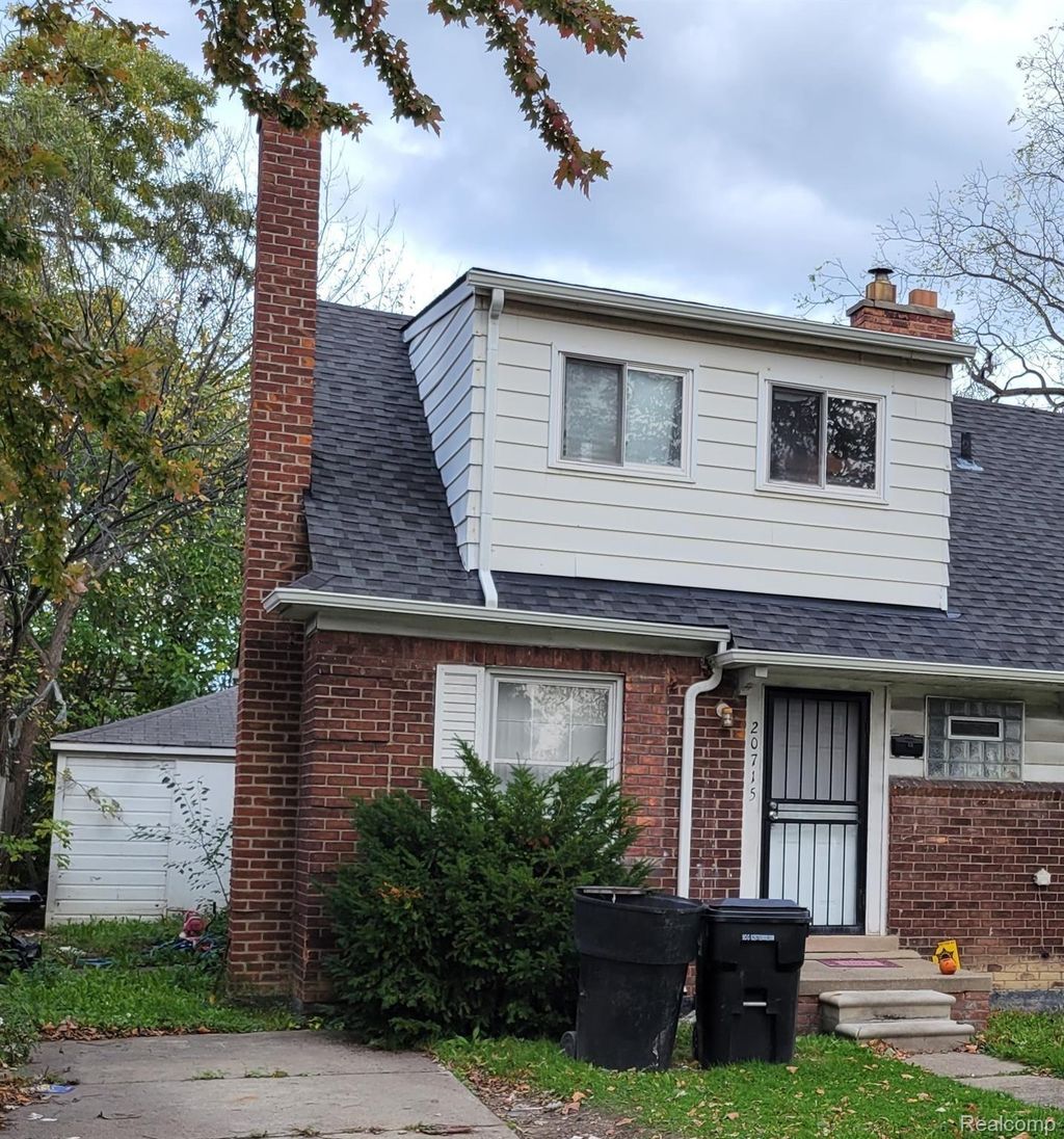 20715 Moross Road E, Detroit city