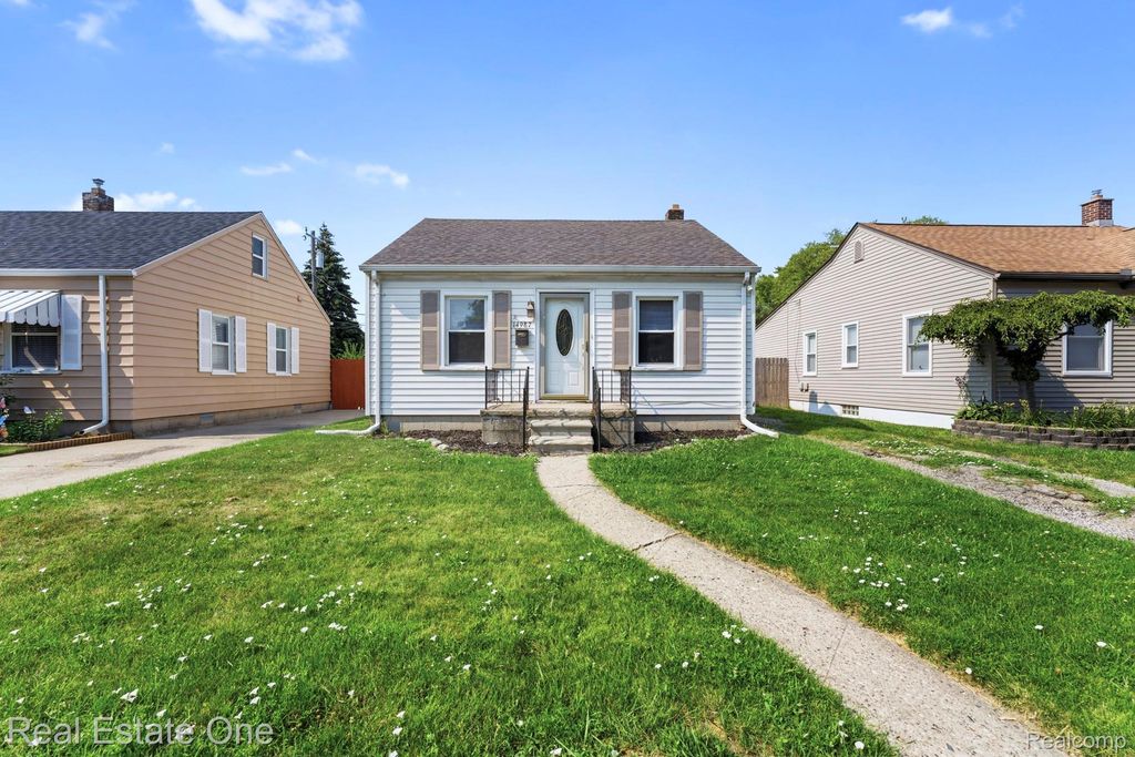 14987 University Street, Allen Park city