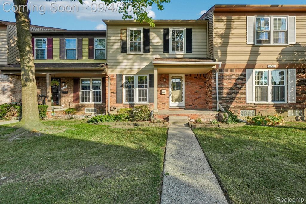 36517 Park Place Drive, Sterling Heights
