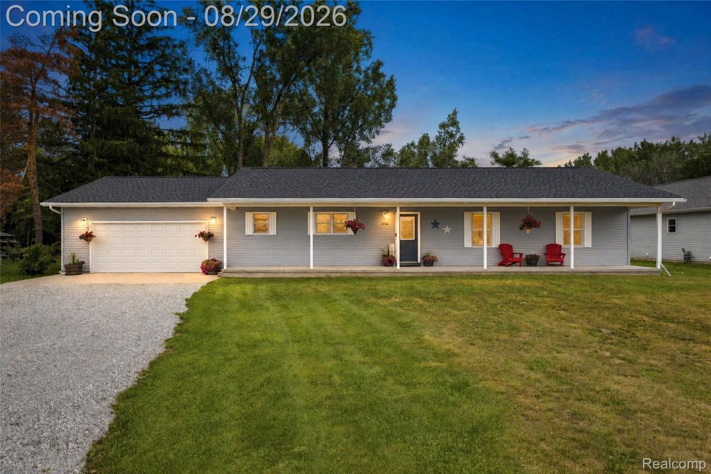 3956 Keewahdin Road, Fort Gratiot charter township