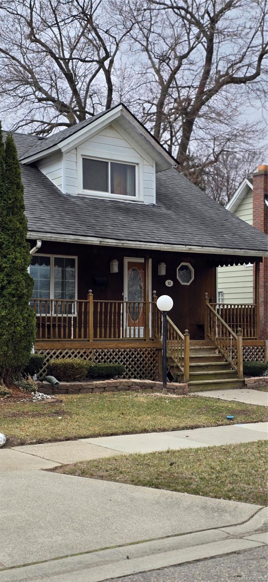 32 Gibb, Mt. Clemens city