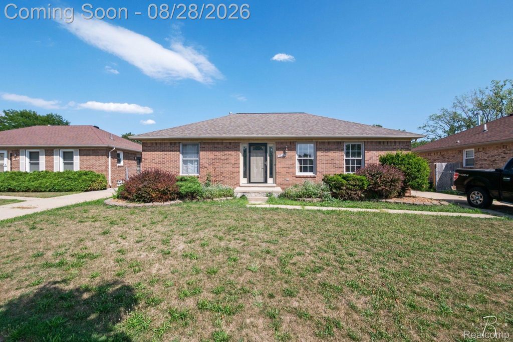 32320 Warner Court, Warren city