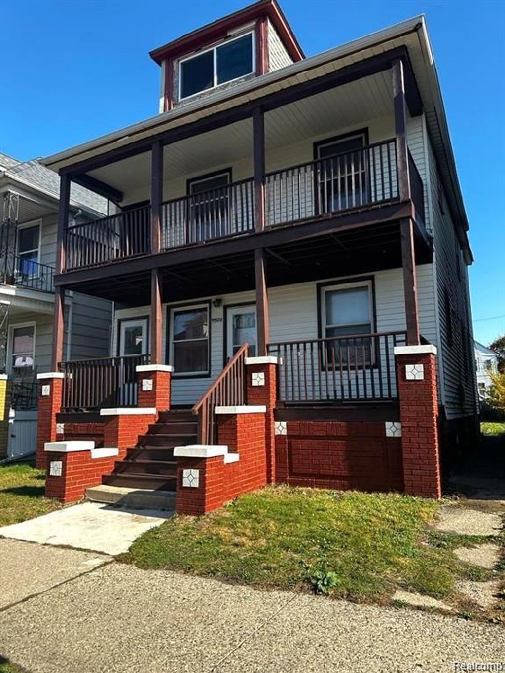 9506 Charest Street, Hamtramck city