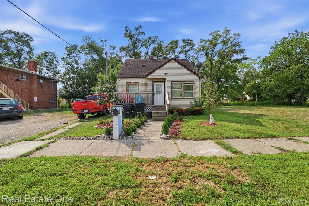14320 Maiden Street, Detroit city
