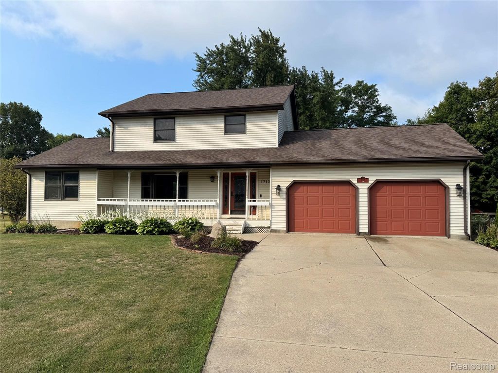 1712 Peppermill Road, Lapeer township