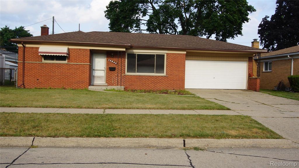 28644 Grobbel Avenue, Warren city