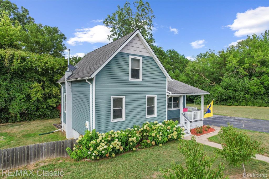 505 E Columbia, Belleville