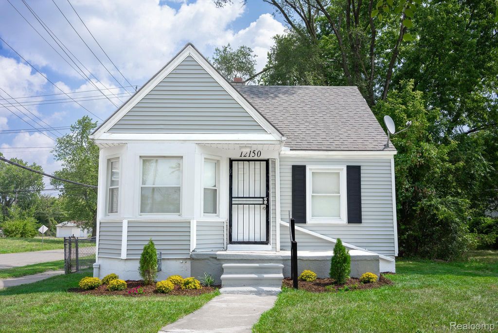 12150 Plainview Avenue, Detroit city