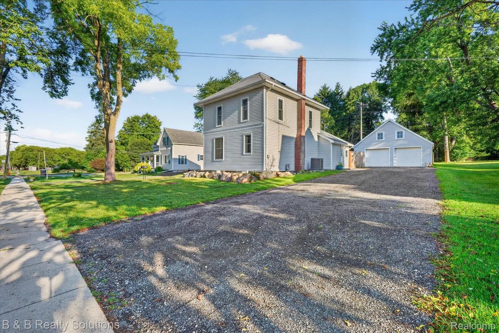 303 North Street, Yale city