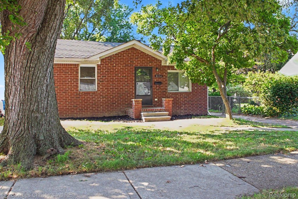 8154 Prospect Avenue, Warren city