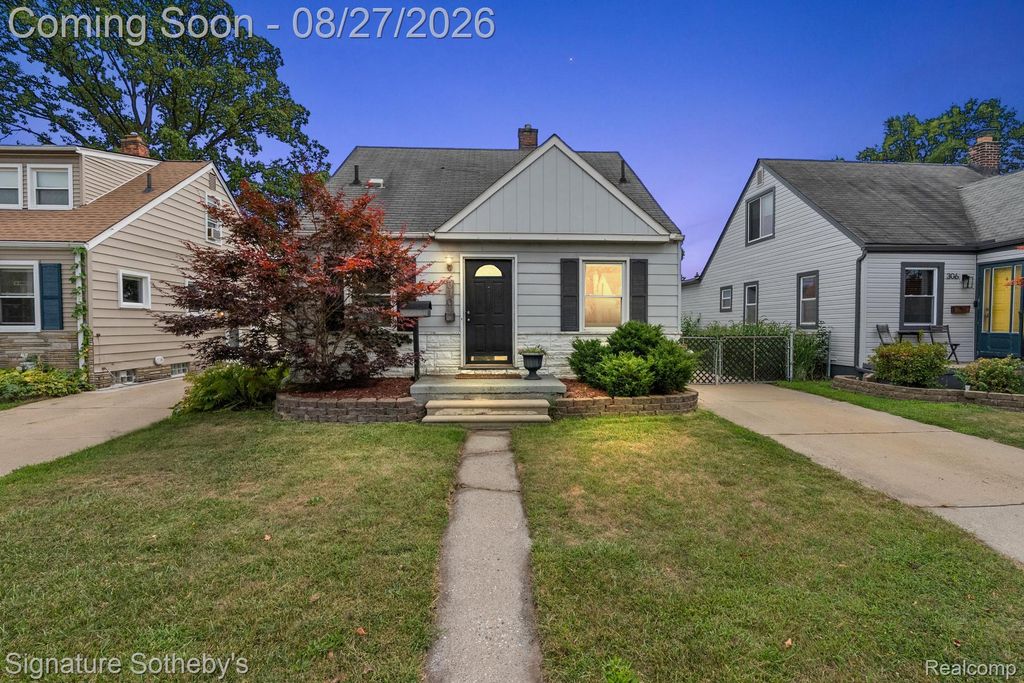 310 E 12 Mile Road, Royal Oak city