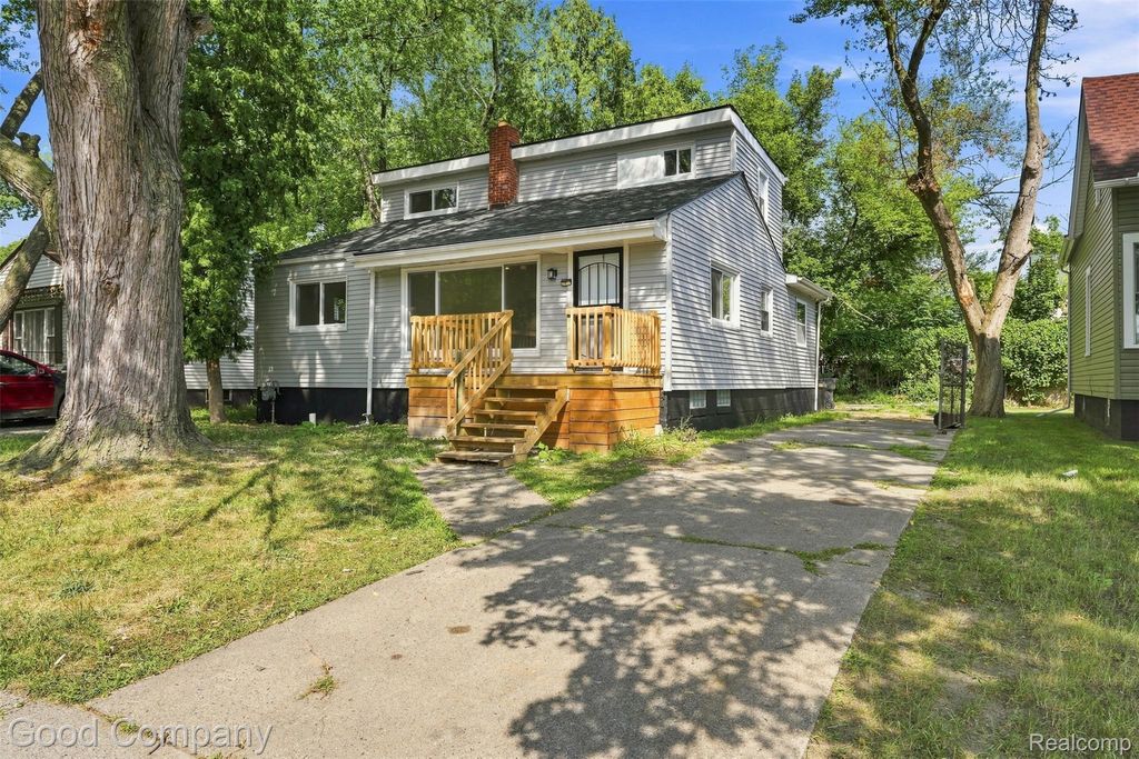 17228 Chapel Street, Detroit city